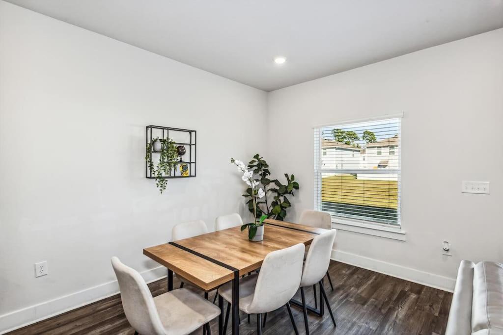 Luxury Townhome Near Downtown And Pensacola Beach Esterno foto